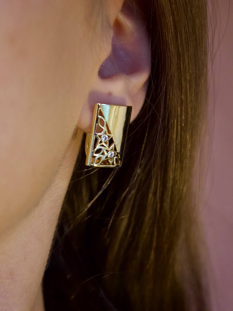 Kolczyki ze stali „Kwiatowy Blask” z cyrkoniami